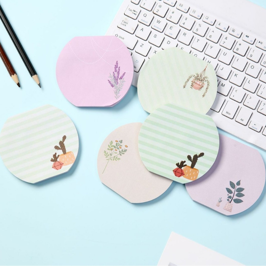 Colorful minimalist memo pad