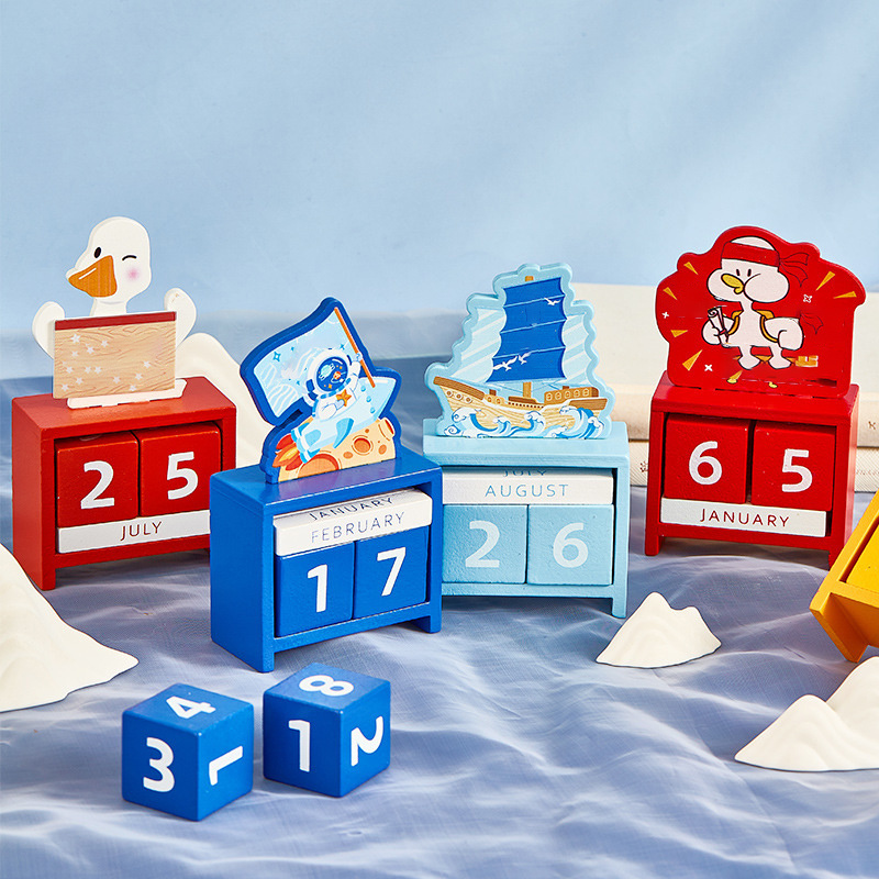 Wooden Creative Perpetual Calendar
