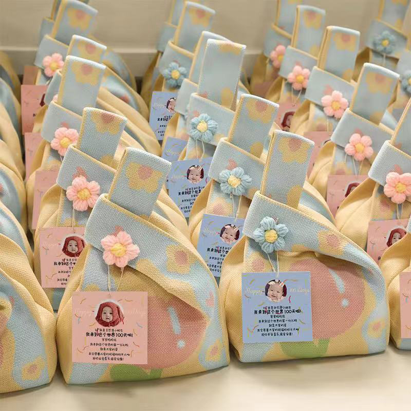 Thickened gift bag