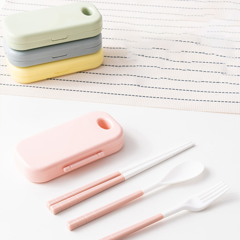 Disassemble portable tableware set