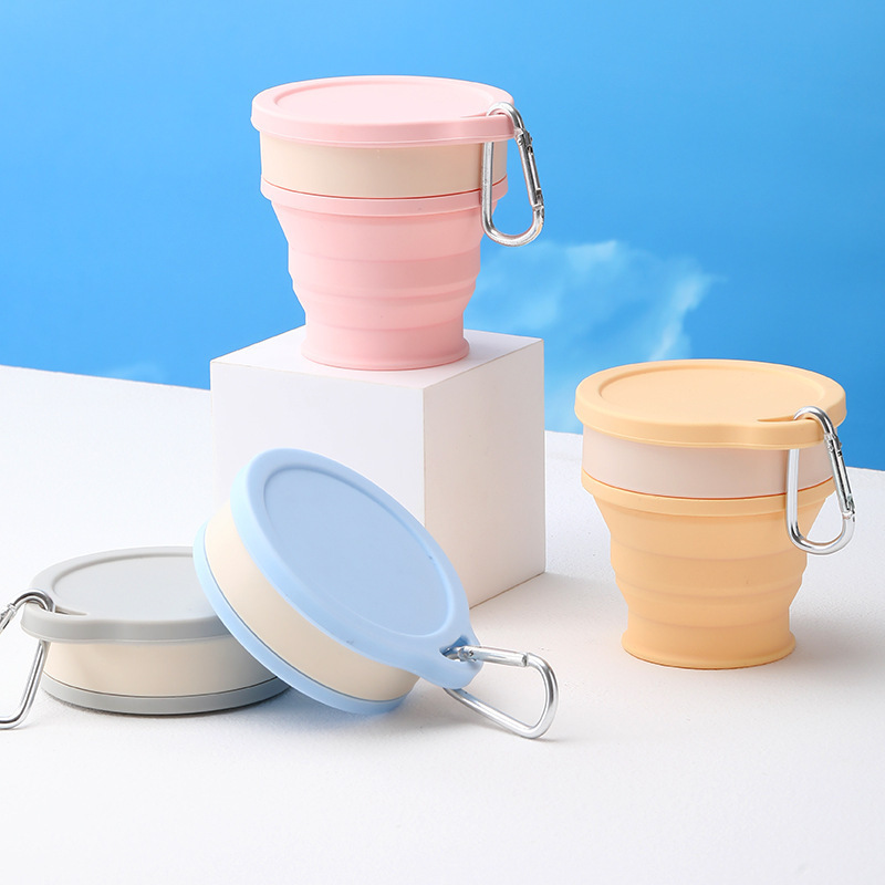 Silicone foldable cup with hanging hole