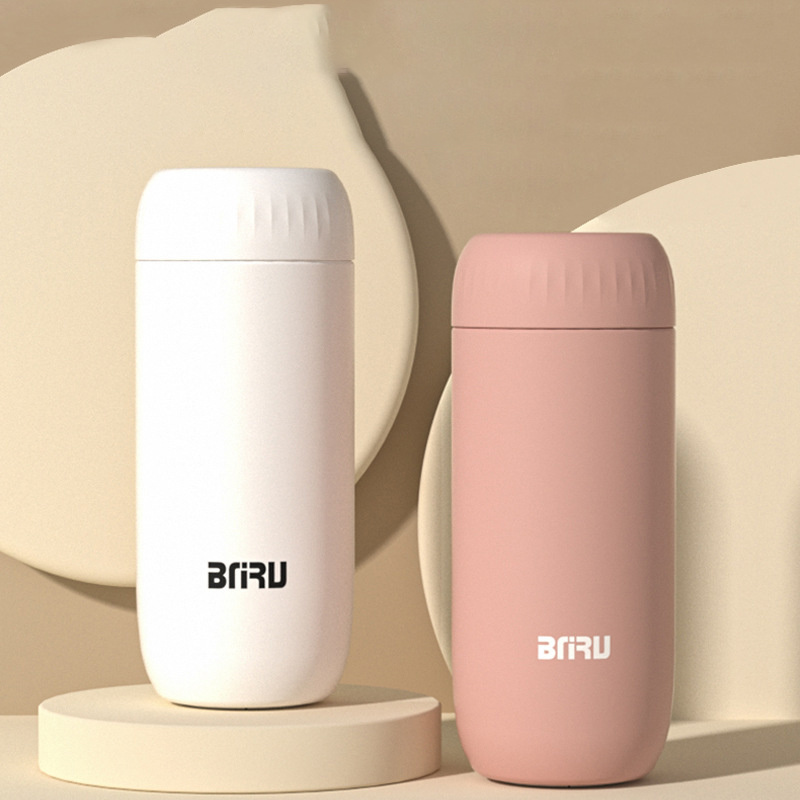 Tea and water separation thermos cup