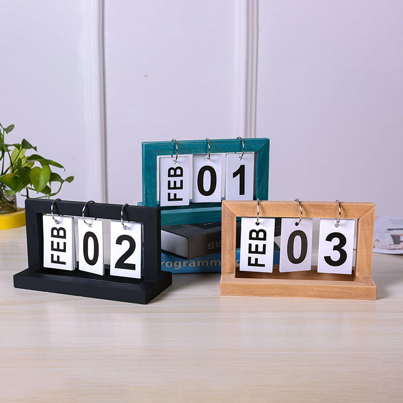 Wooden page-a-day calendar
