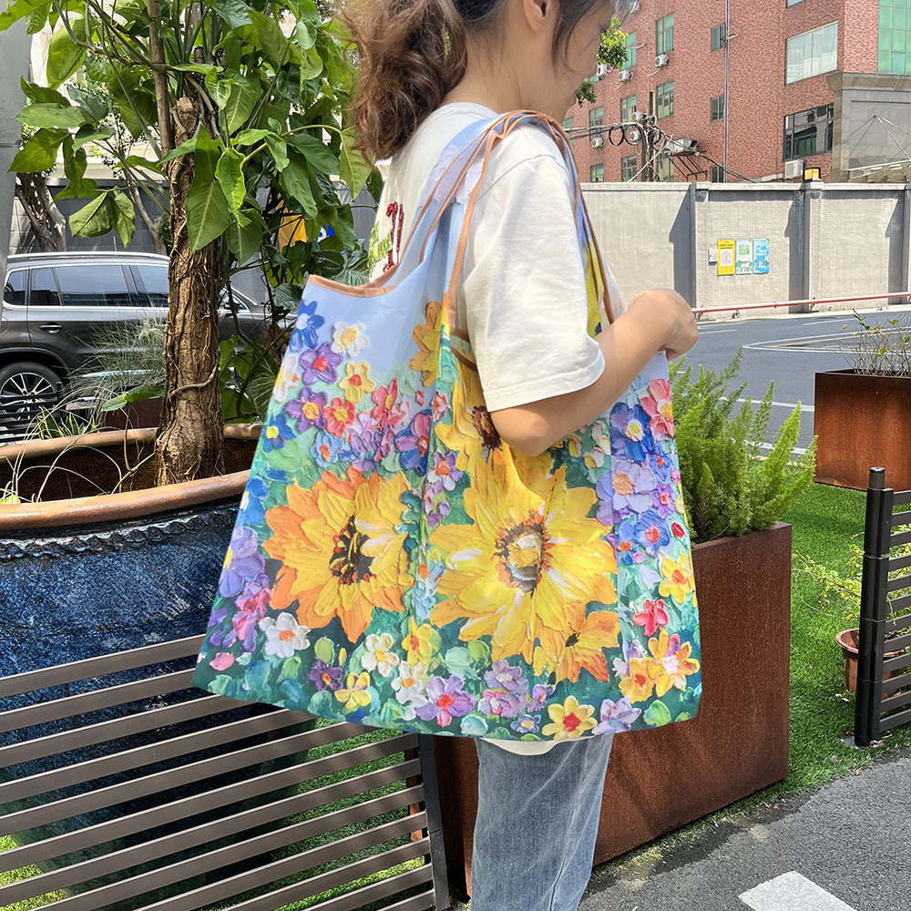 Cartoon large folding bag