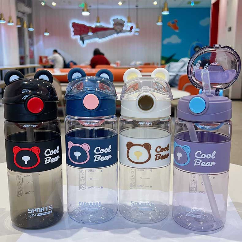 Cartoon little bear head portable water bottle