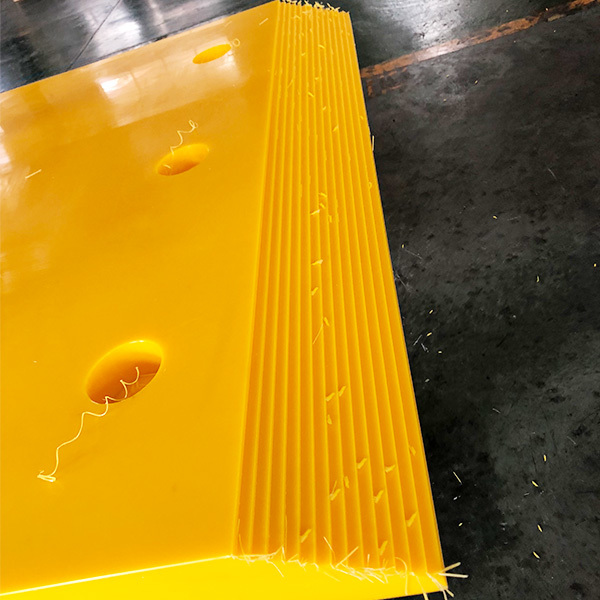 Recommend Impact Resistance and Ozone Resistance UHMWPE Marine Fender Face Pads