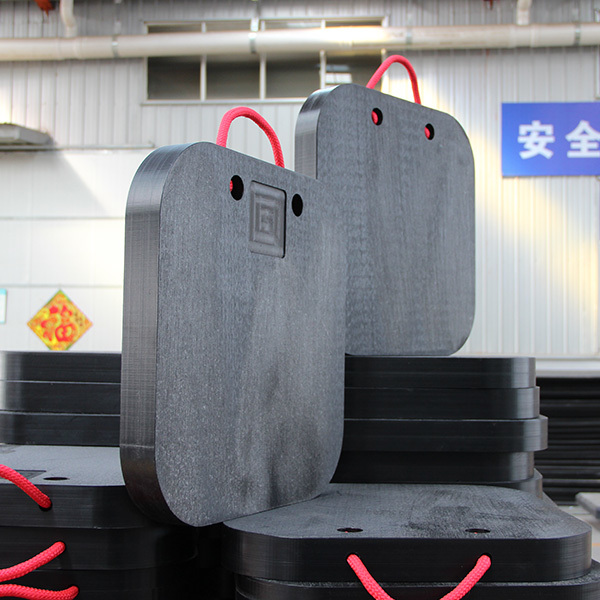 Anti-Slip UHMWPE Crane Outrigger Leg Protect Jack Pads
