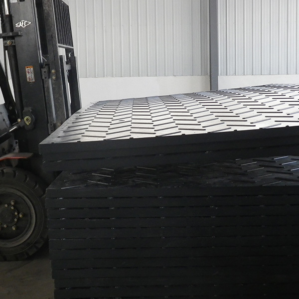 UHMWPE/HDPE Plastic Ground Protection Mats Road Plate Temporary Road Mat