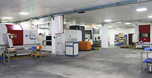 A corner of the honing production line A corner of the honing production line