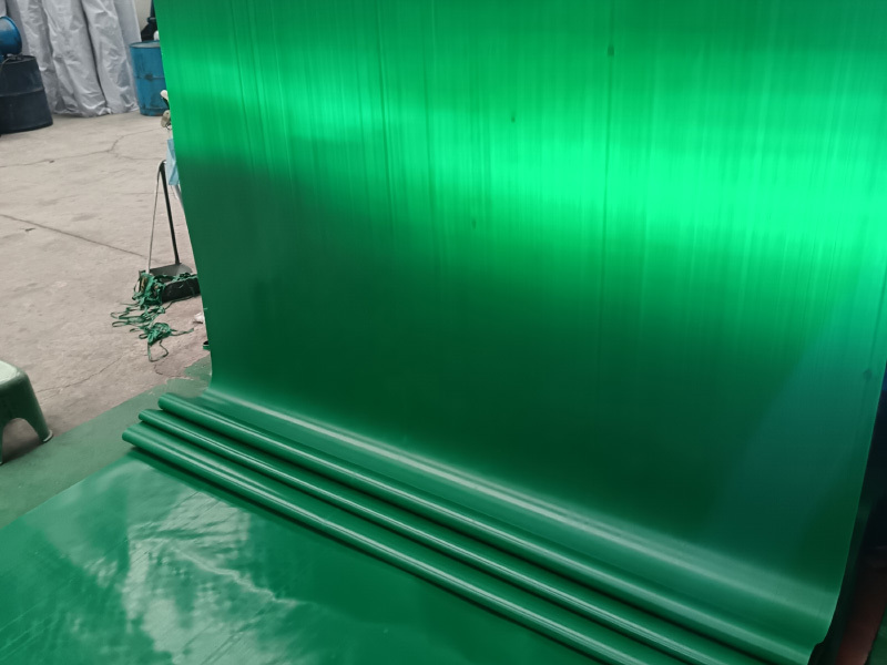 Fire-proof glass fabric