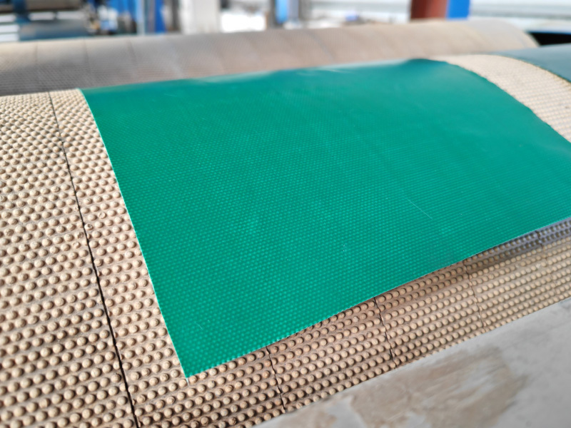 Fire-proof glass fabric