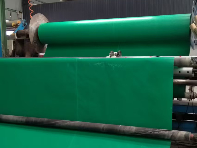 Fire-proof glass fabric