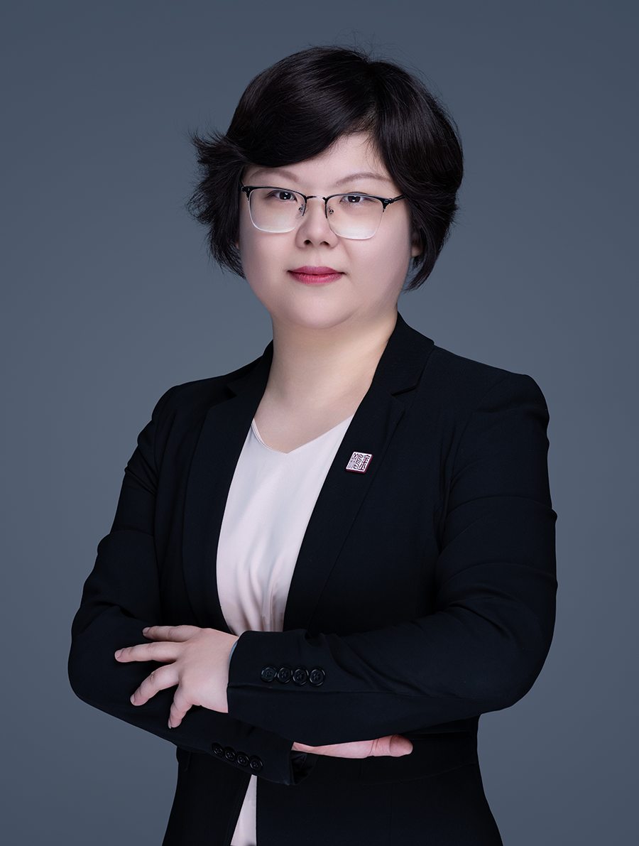 周雪 周雪