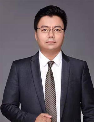 李伟东 李伟东