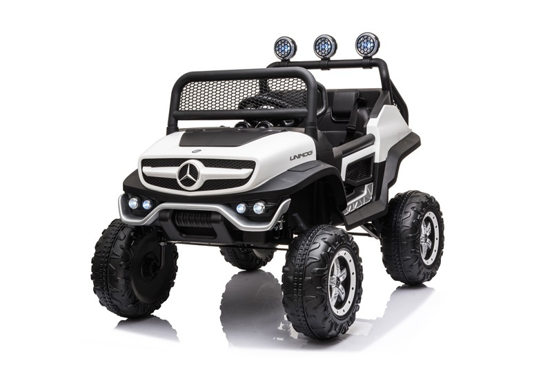 UNIMOG(small) (Injection White)