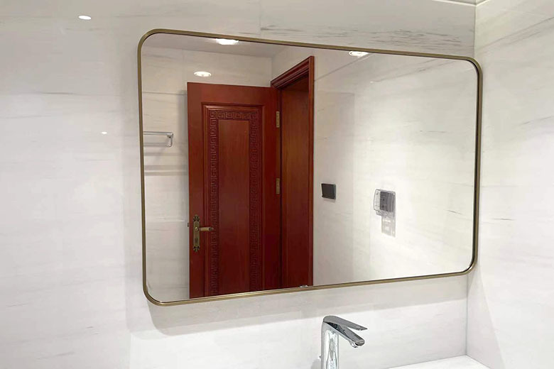 Stainless steel mirror in Shenzhen Xiangmihu