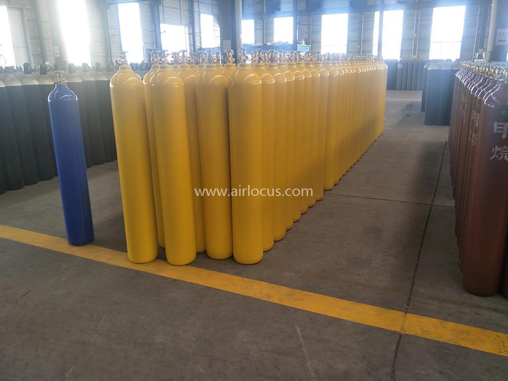 Helium Cylinder