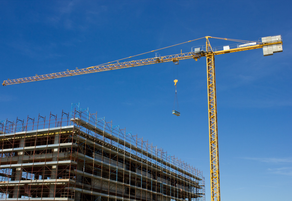 Classification of tower cranes