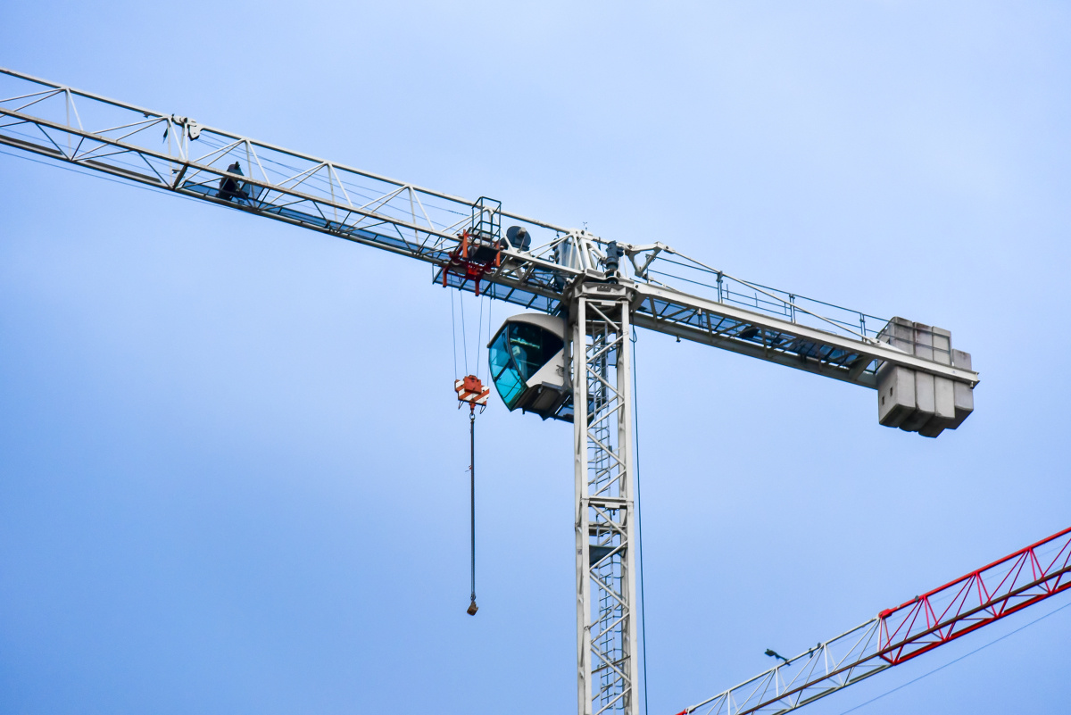 Characteristics of tower cranes