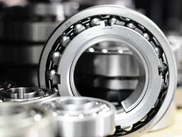 The difference between tapered roller bearings and cylindrical roller bearings