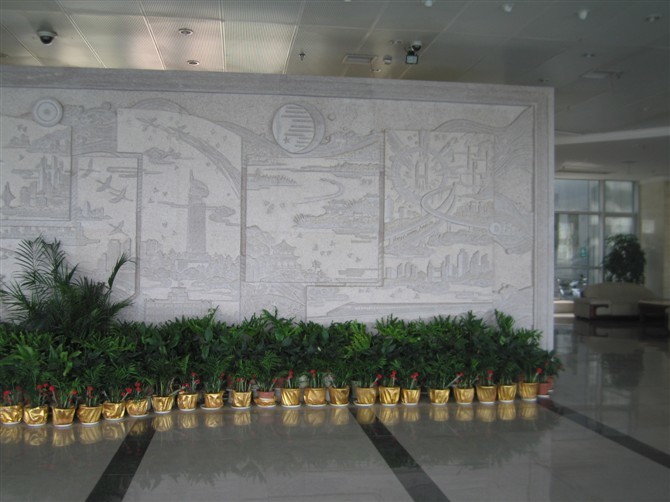 紅谷灘建設(shè)大廈石雕