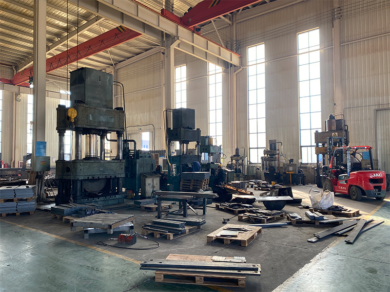 Plant equipment Plant equipment