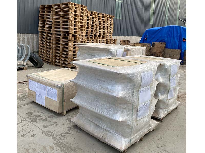 Packing and delivery Packing and delivery