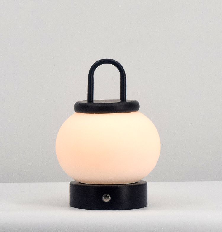 Classy portable LED desk lamp