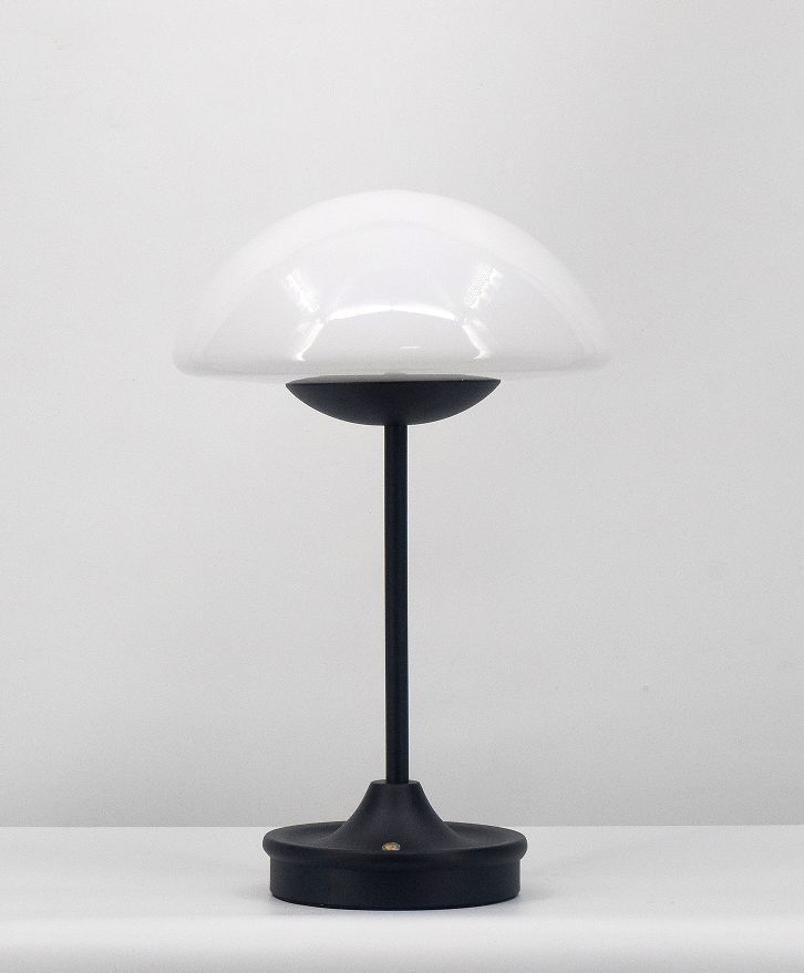 Portable rechargeable table lamp