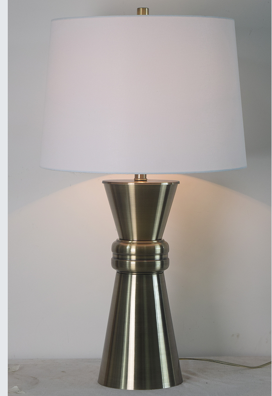 Modern minimalist wrought iron table lamp