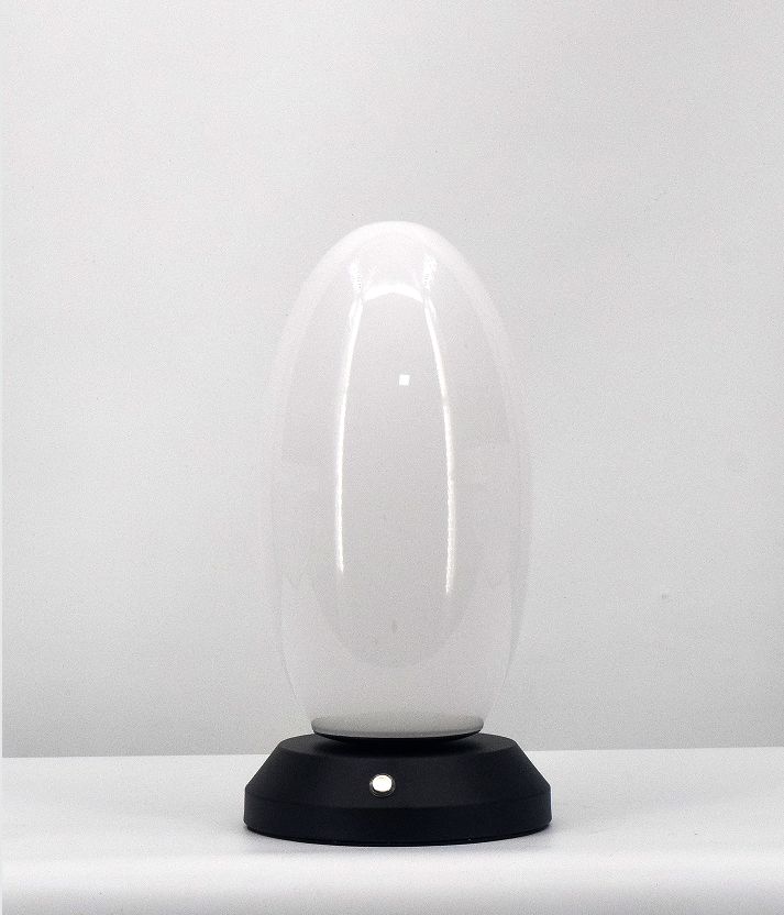 Mobile charging table lamp