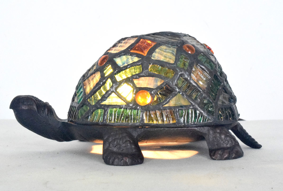 Tiffany Turtle Decor Table Lamp