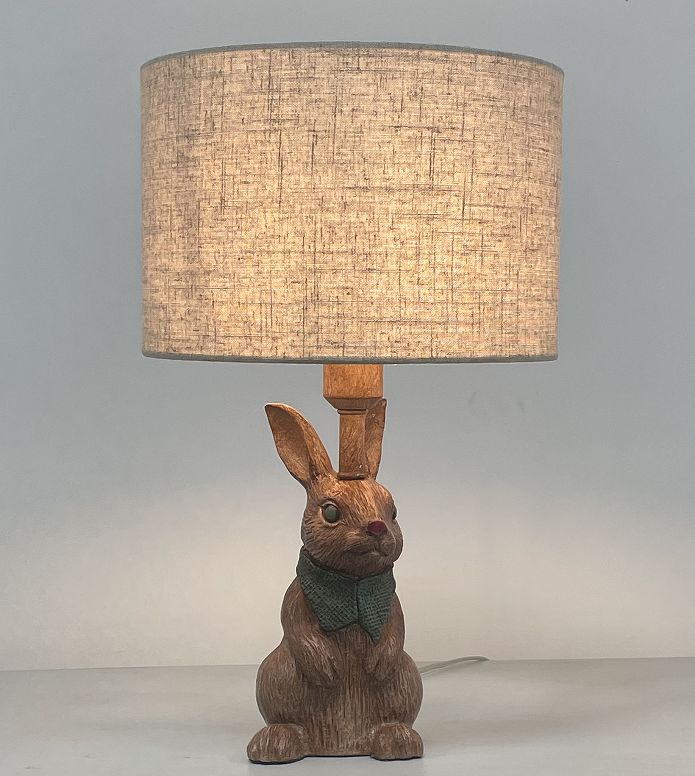 Animal resin table lamp