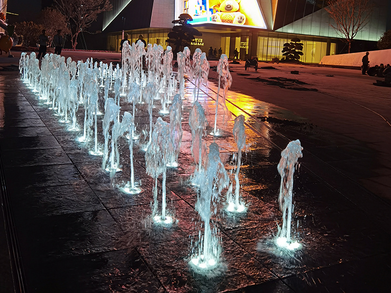 The Art of Incorporating Interactive Dry Fountains in Public Parks