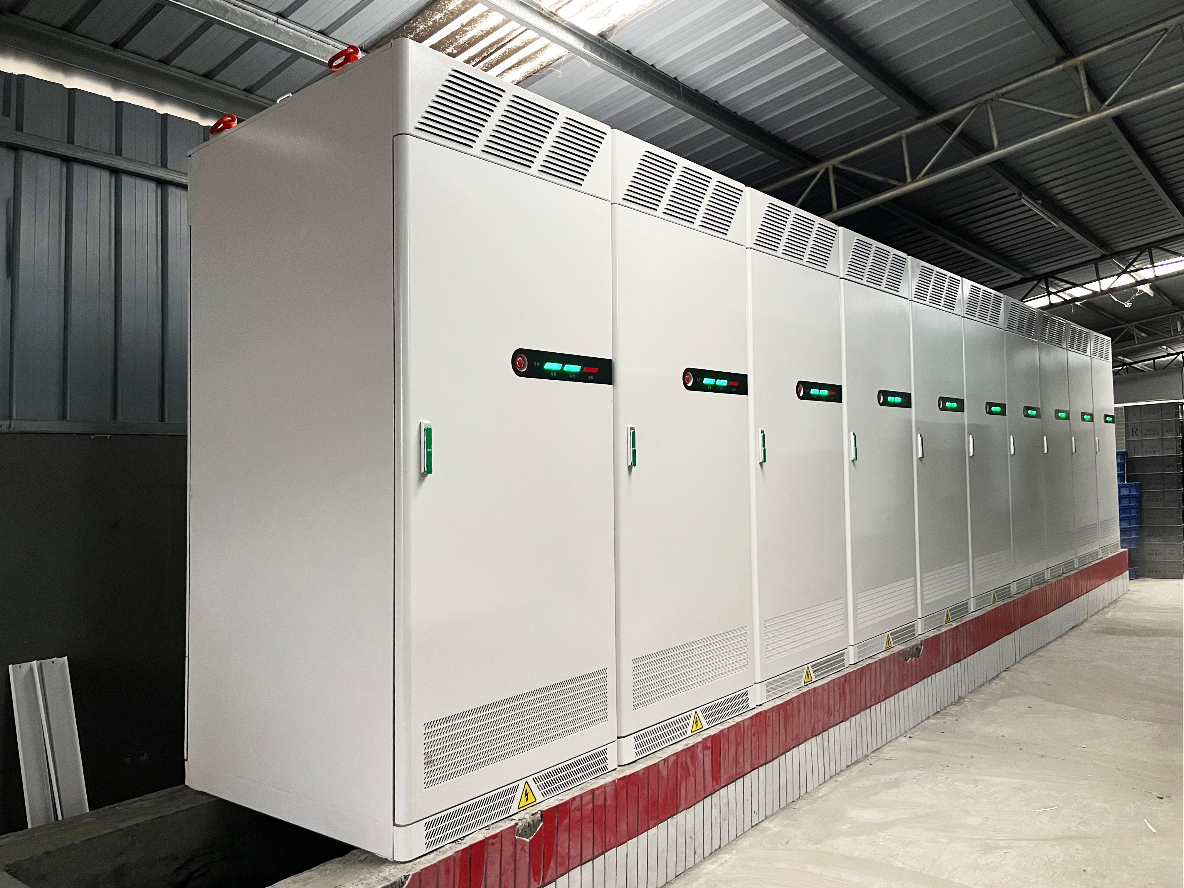 广东佛山某车灯生产公司1.5MW/3.315MWh储能项目