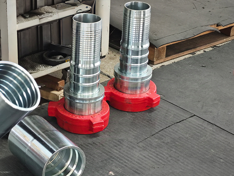 High pressure ultra wear-resistant acid fracturing hose