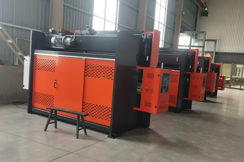 Bending machine Bending machine