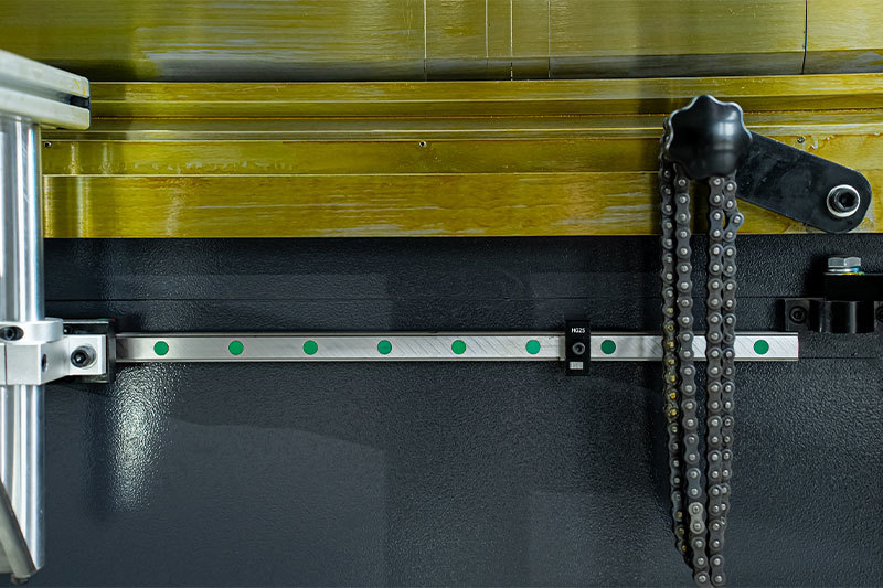 Bending machine Bending machine