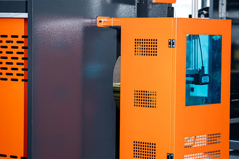 Bending machine Bending machine