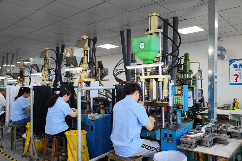 Workshops & Equipments Workshops & Equipments