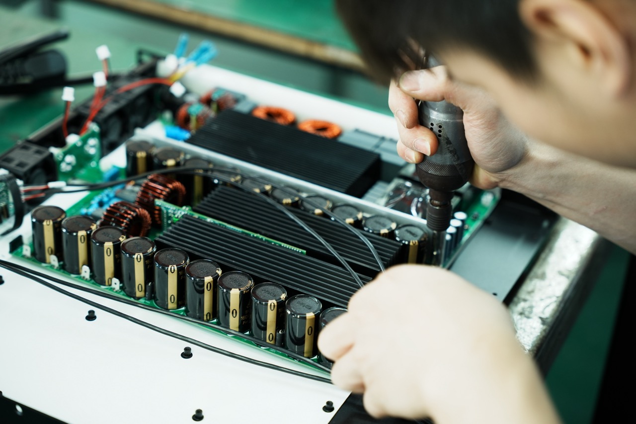 Amplifier Assembly