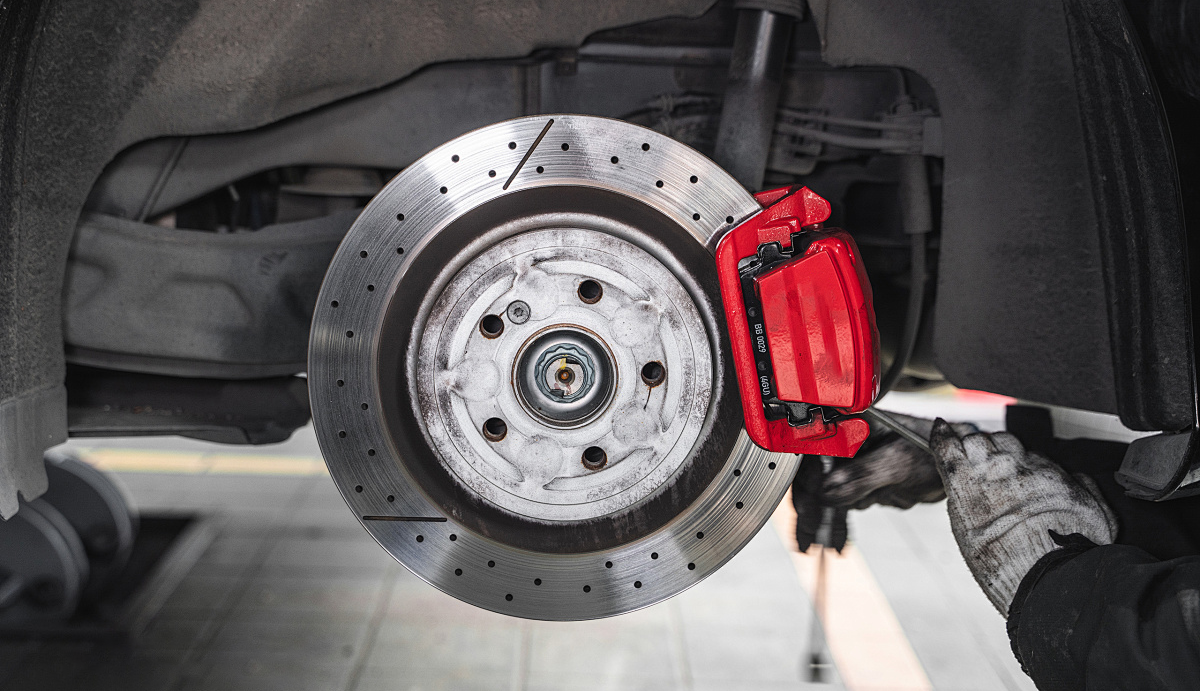 Heavy drag brake cooling system