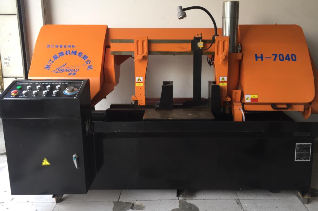 帶鋸床GB7040