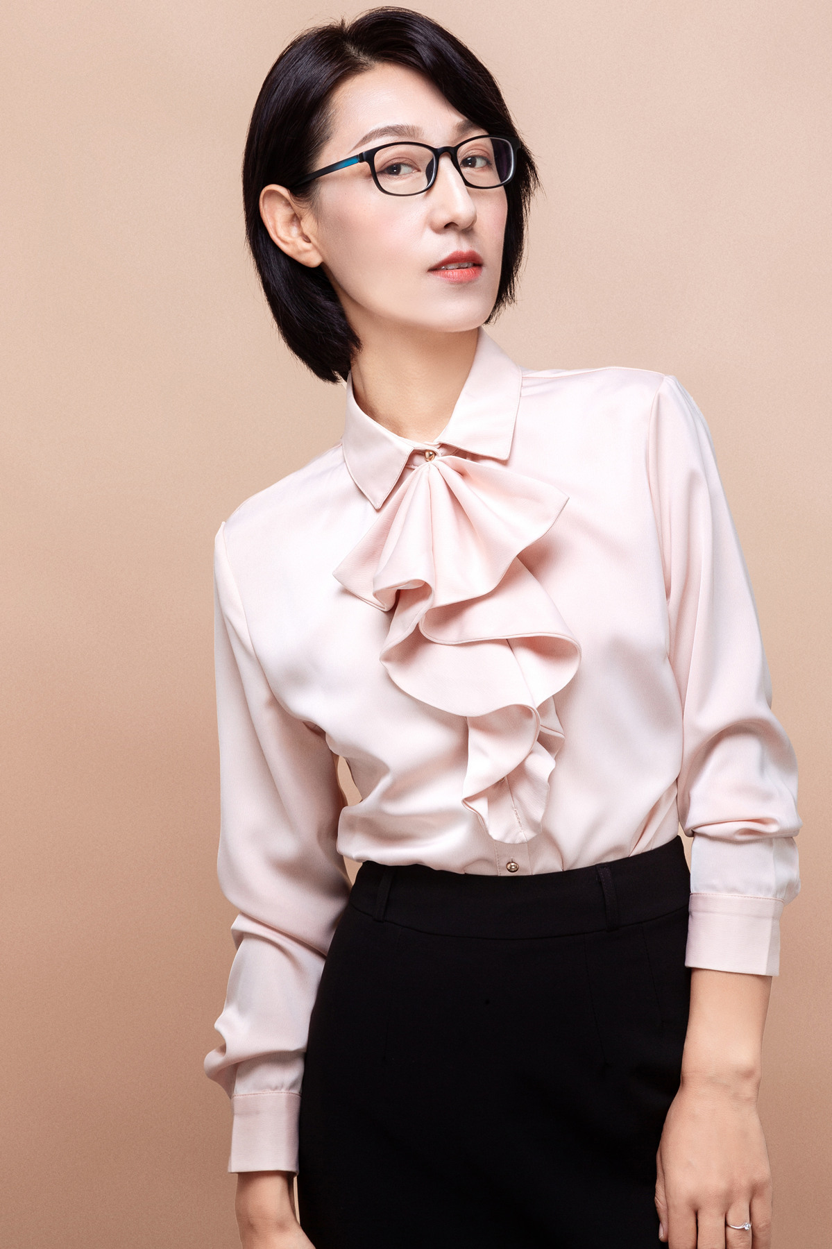 Li Aiyuan-Securities Representative