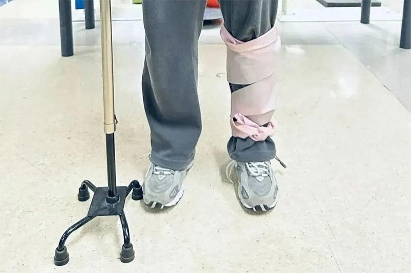 The use of crutches and matters needing attention