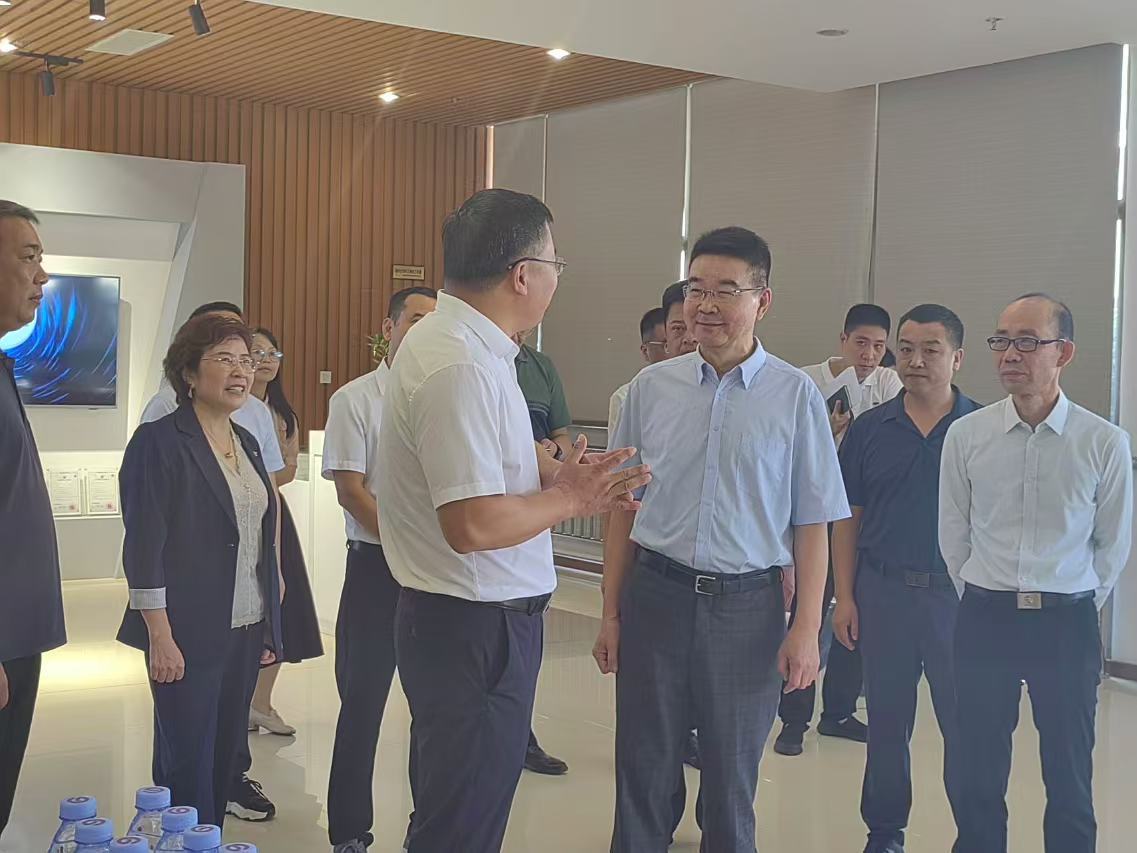 福州市委常委、福清市委書記葉仁佑來公司參訪調研