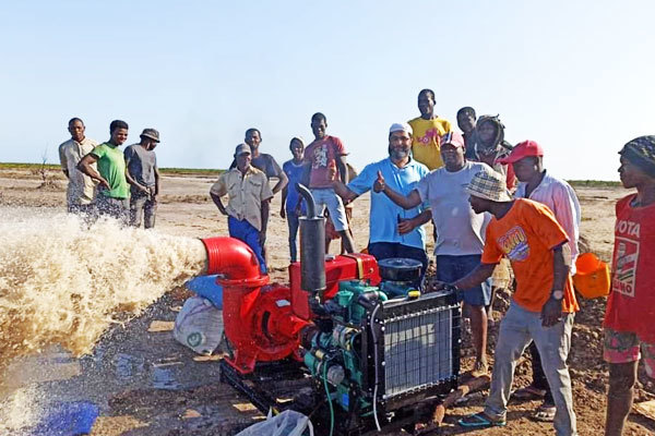 Foreign customers said that our water-cooled diesel engine pump unit has high flow rate