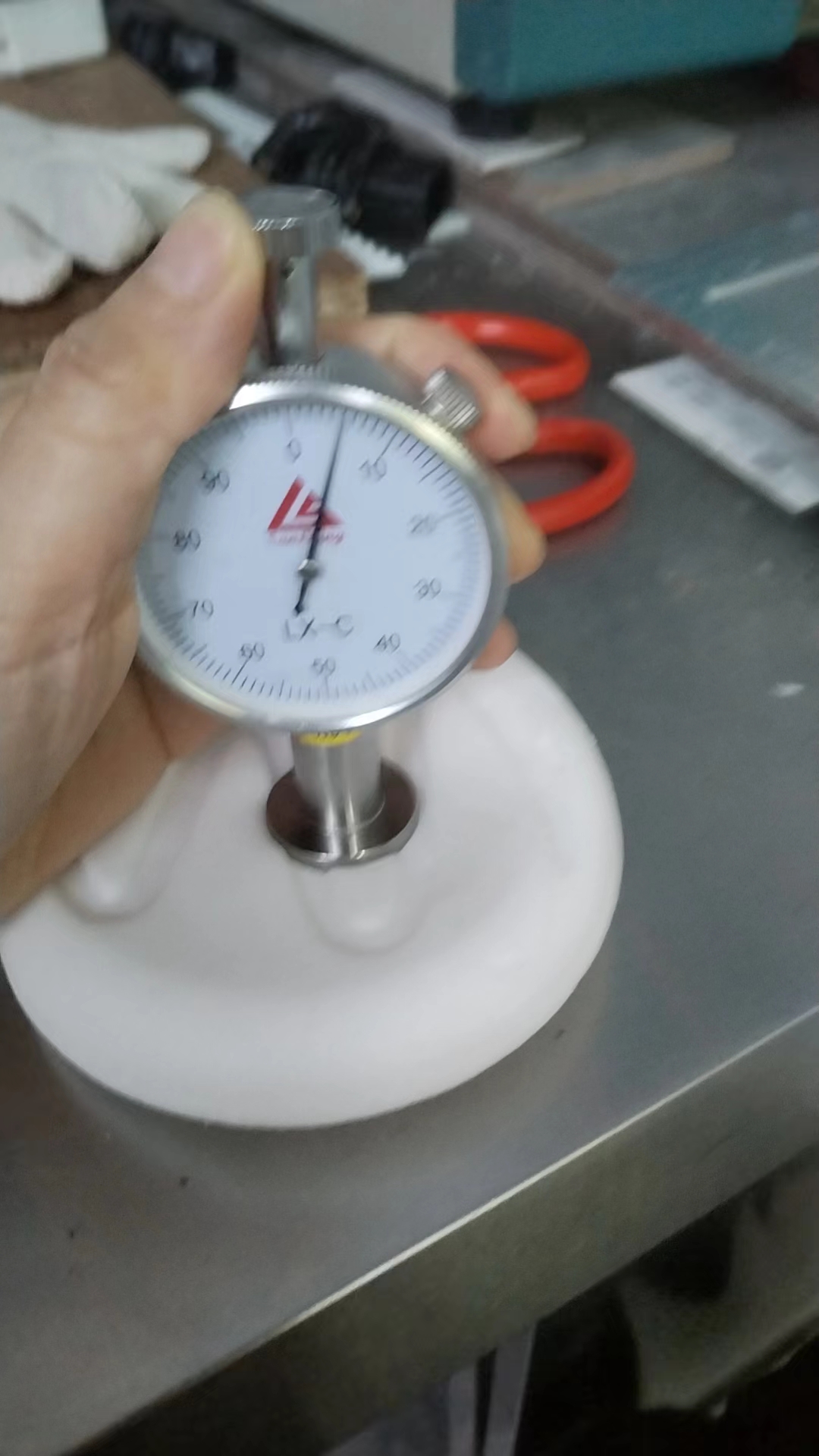 发泡倍数高液态发泡矽胶 填充抗震发泡硅胶 加成型液体发泡硅胶