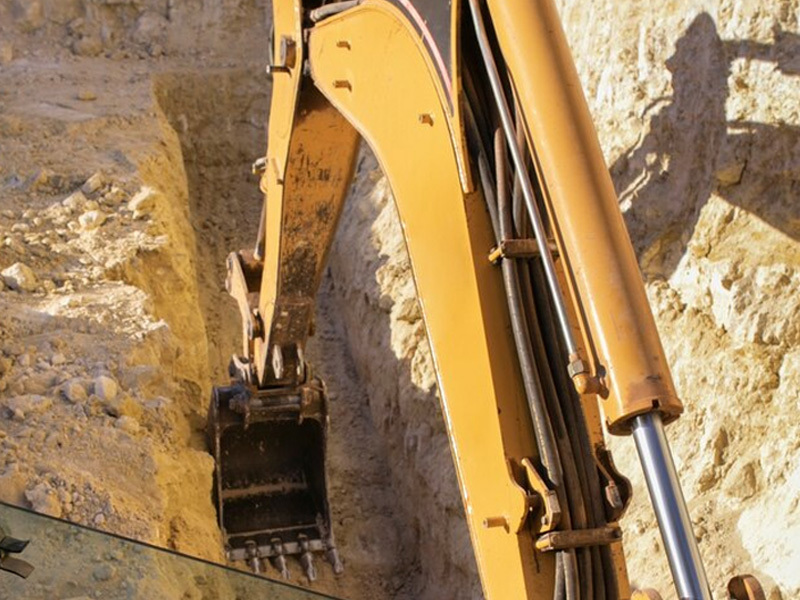 Working time parameters of excavator and parts maintenance plans
