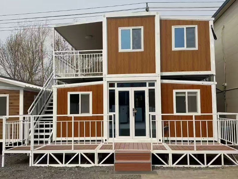Expanding Container House